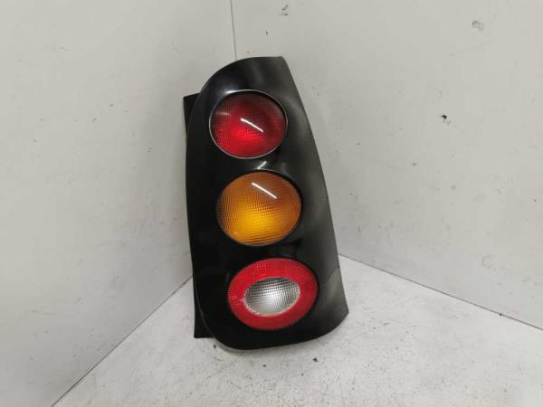 FEU ARRIERE DROIT SMART FORTWO 1998-2002 - Vue 1